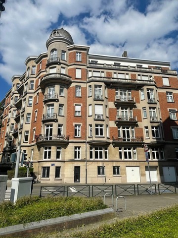 82 Boulevard Saint- Michel Etterbeek,1040,4 Bedrooms Bedrooms,4 Rooms Rooms,4 BathroomsBathrooms,Apartment,Boulevard Saint-Michel,3,6142113